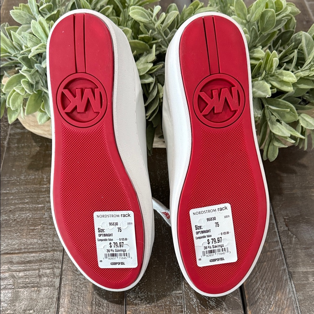 NWT Michael Kors Poppy Graphic Logo Leather Sneakers - White/Red - Size 7 1/2 - Picture 15 of 15